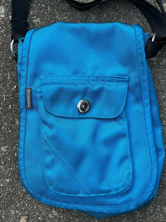 Columbia Blue Crossbody Bag - Picture 3 of 6